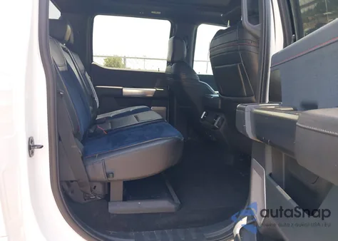 2022 Ford F-150 Raptor z USA, uszkodzony, nr VIN 1FTFW1RG8NFA15218